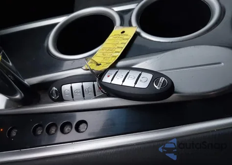 2016 Nissan Pathfinder Sv из США, поврежденный, VIN 5N1AR2MN2GC605783